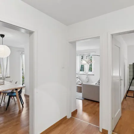Apartamento Duebendorfstrasse 171 *