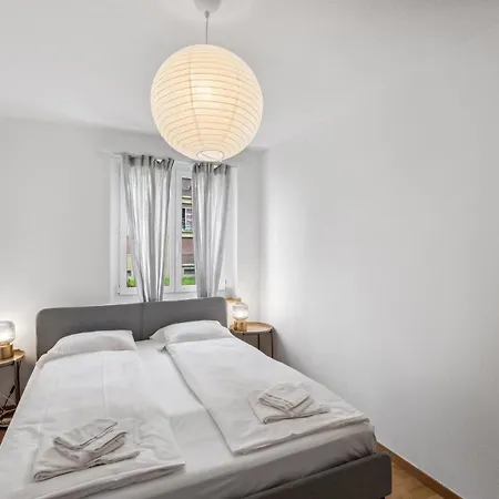 Duebendorfstrasse 171 Apartamento *